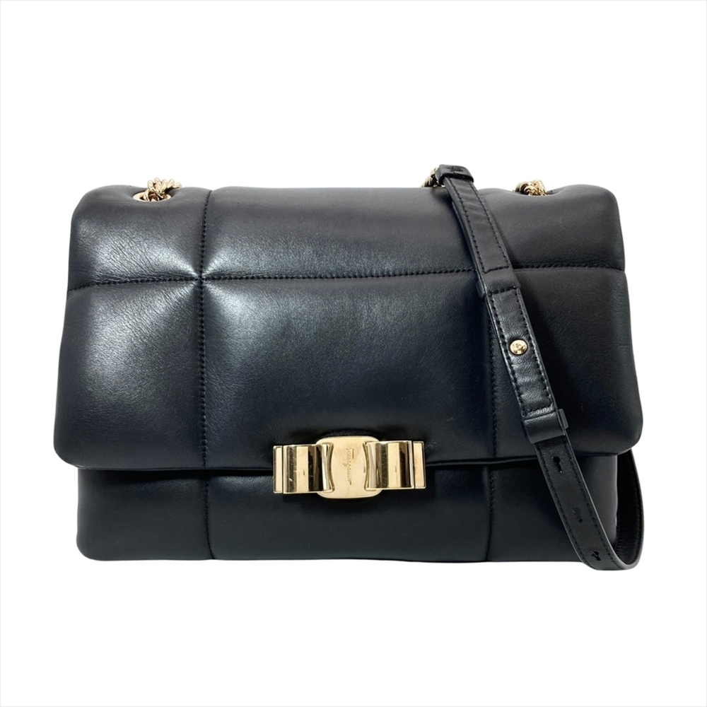 Salvatore Ferragamo Ferragamo quilted chain shoulder bag, leather, EZ-21 H341...